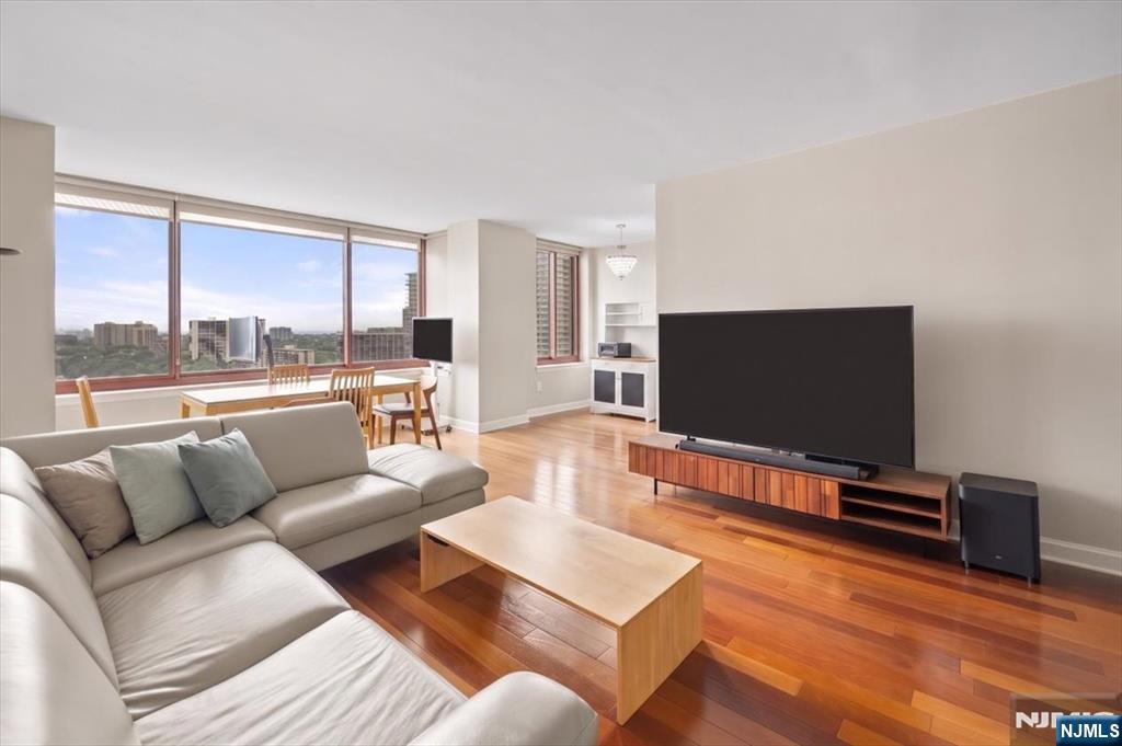 100 Old Palisade Road 3408