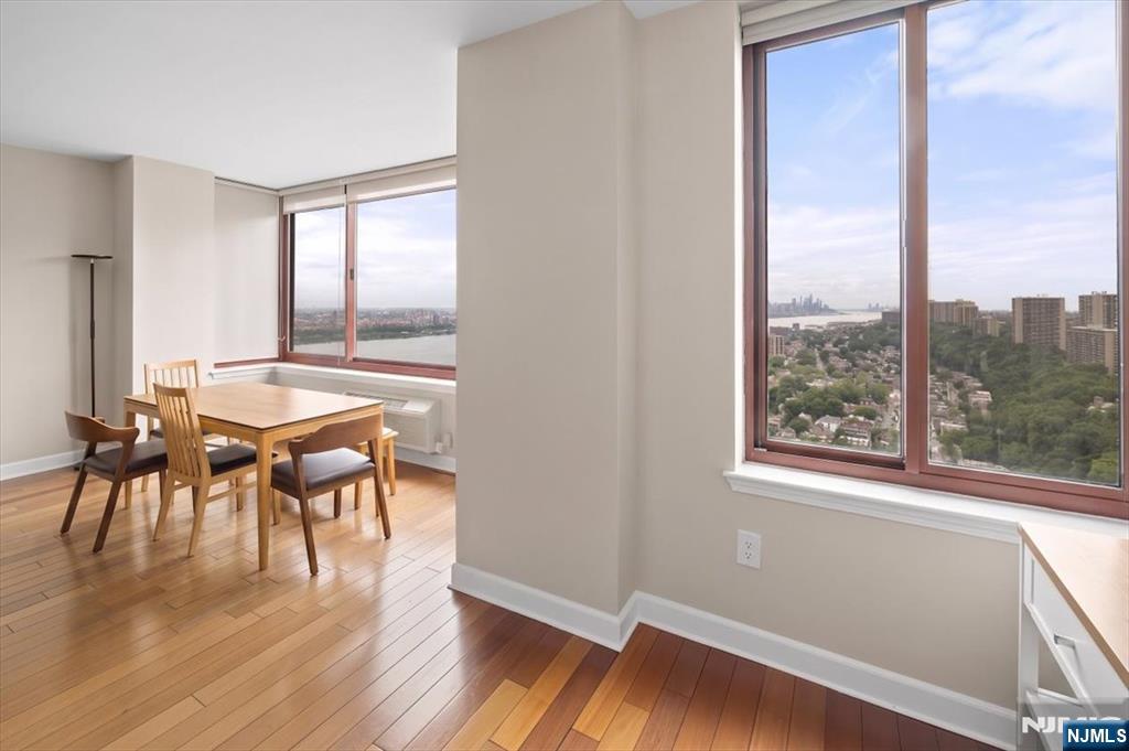 100 Old Palisade Road 3408