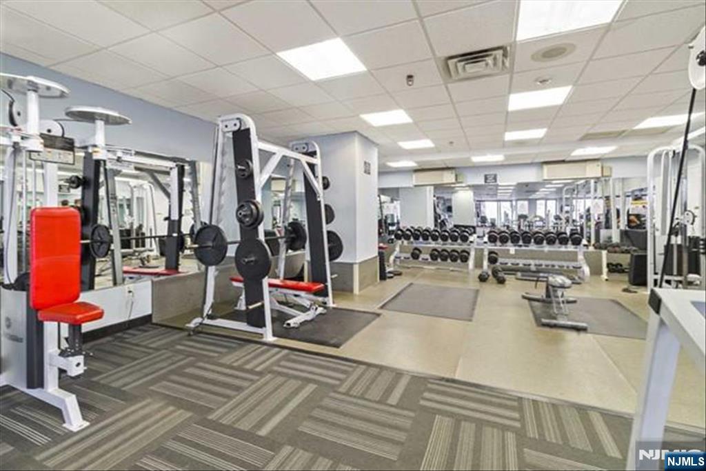 100 Old Palisade Road 3408