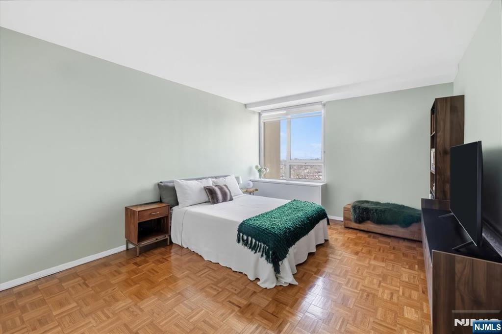 1 Horizon Road 1209