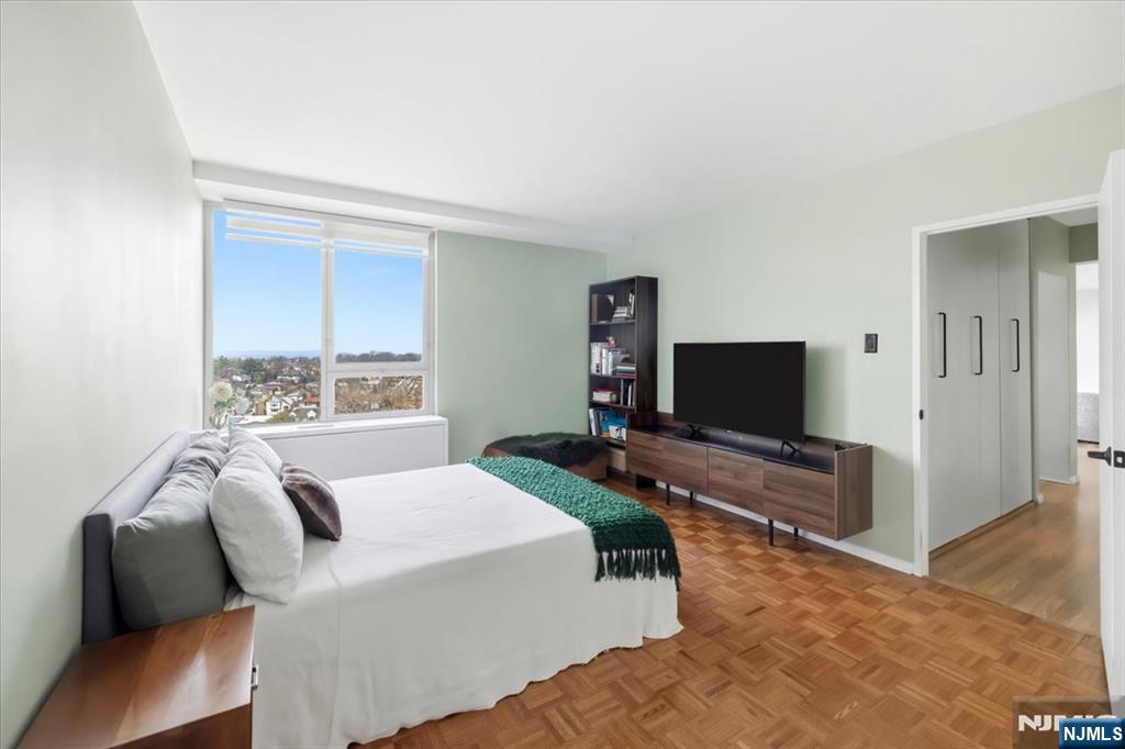 1 Horizon Road 1209