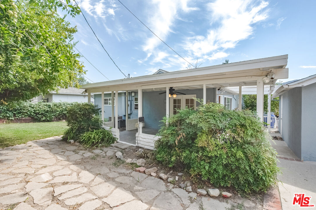 3141 Fairmount Ave
