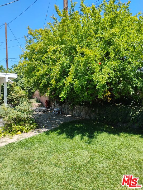 3141 Fairmount Ave