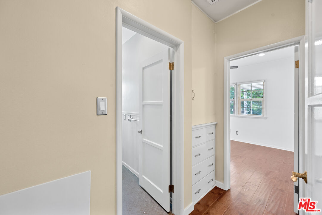 3141 Fairmount Ave