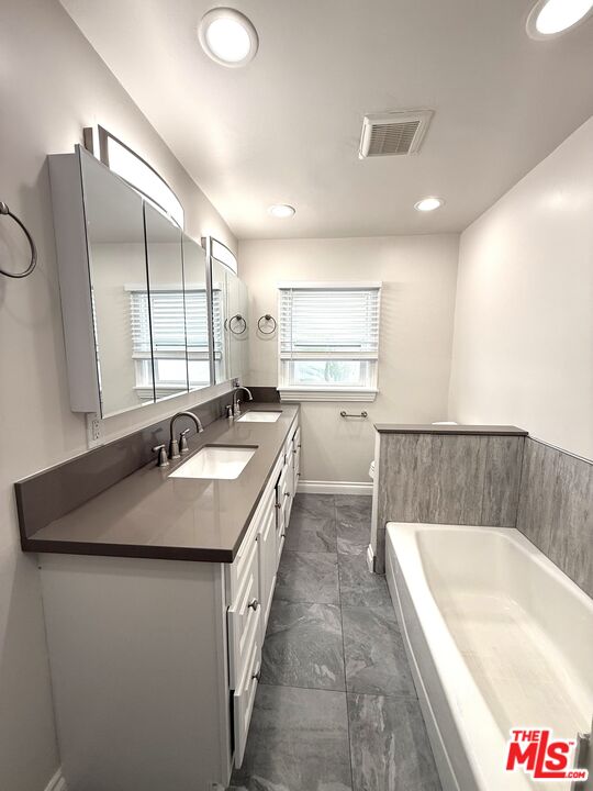 31577 Pacific Coast Hwy