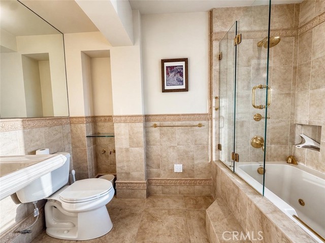 4615 White Oak