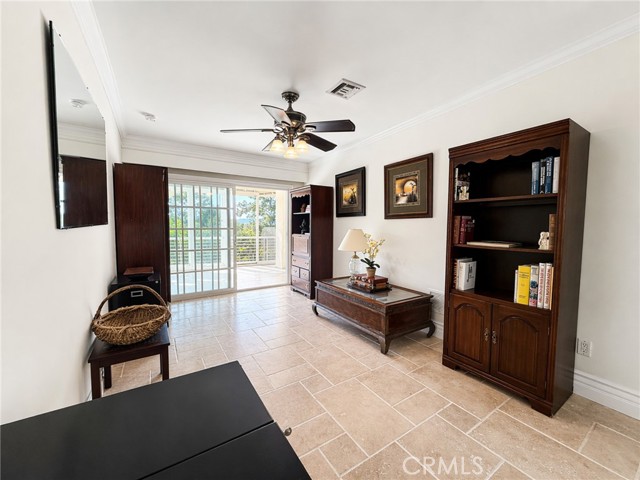 4615 White Oak