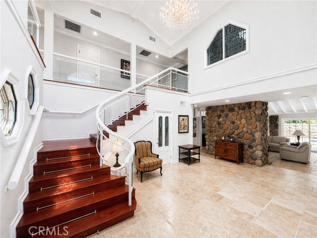 4615 White Oak