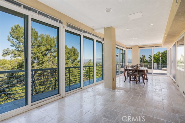 4615 White Oak