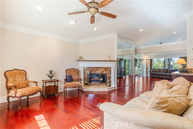 4615 White Oak