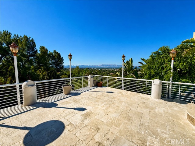 4615 White Oak