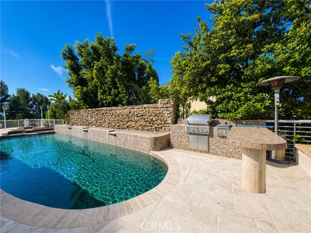4615 White Oak