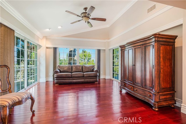 4615 White Oak