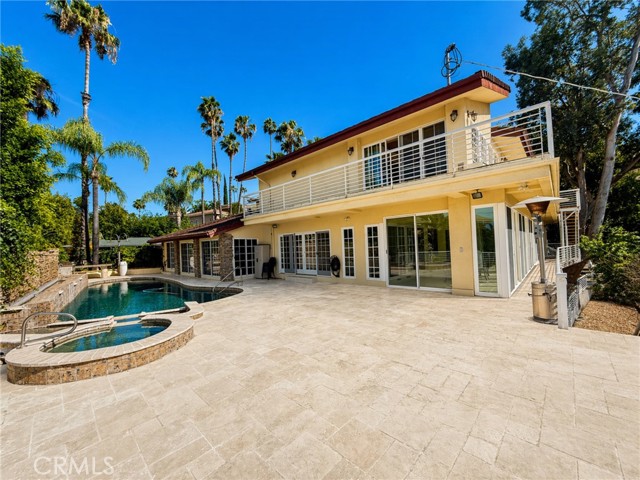 4615 White Oak