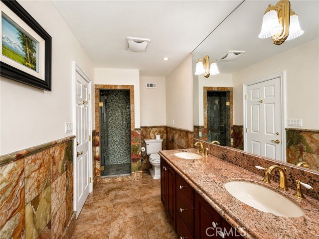 4615 White Oak