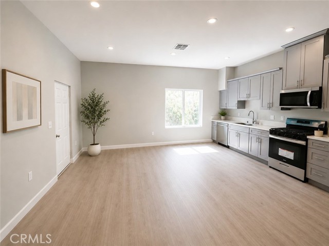 16661 Nordhoff ST