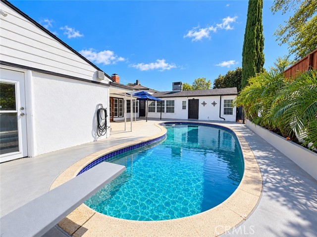 3781 Laurel Canyon