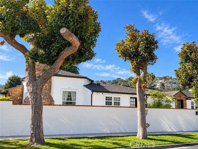 3781 Laurel Canyon
