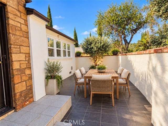 3781 Laurel Canyon