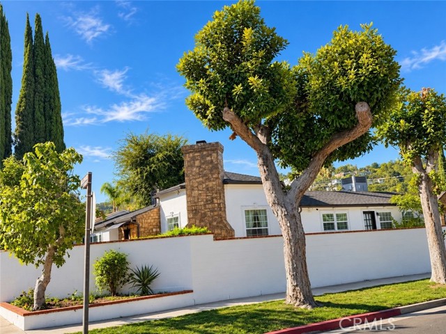 3781 Laurel Canyon