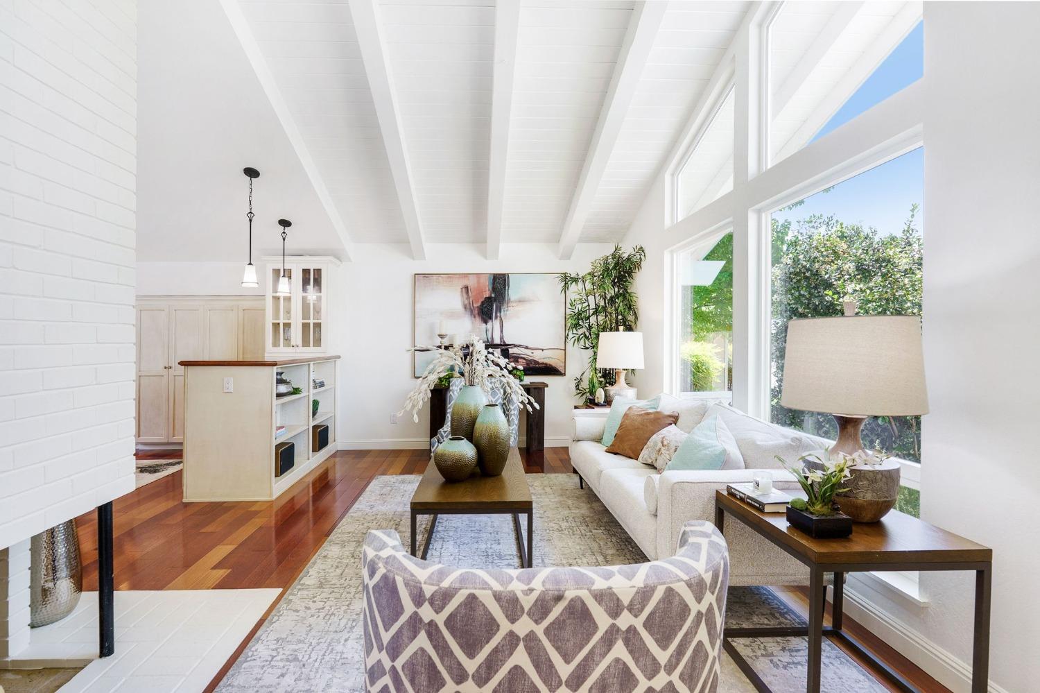 4425 San Ramon Drive