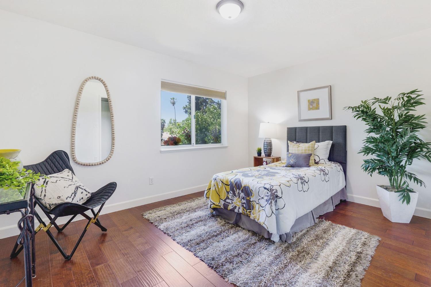 4425 San Ramon Drive