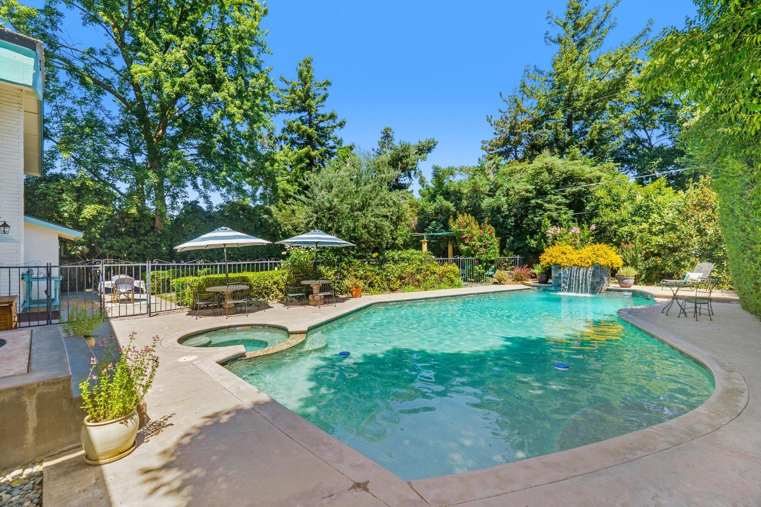 4425 San Ramon Drive