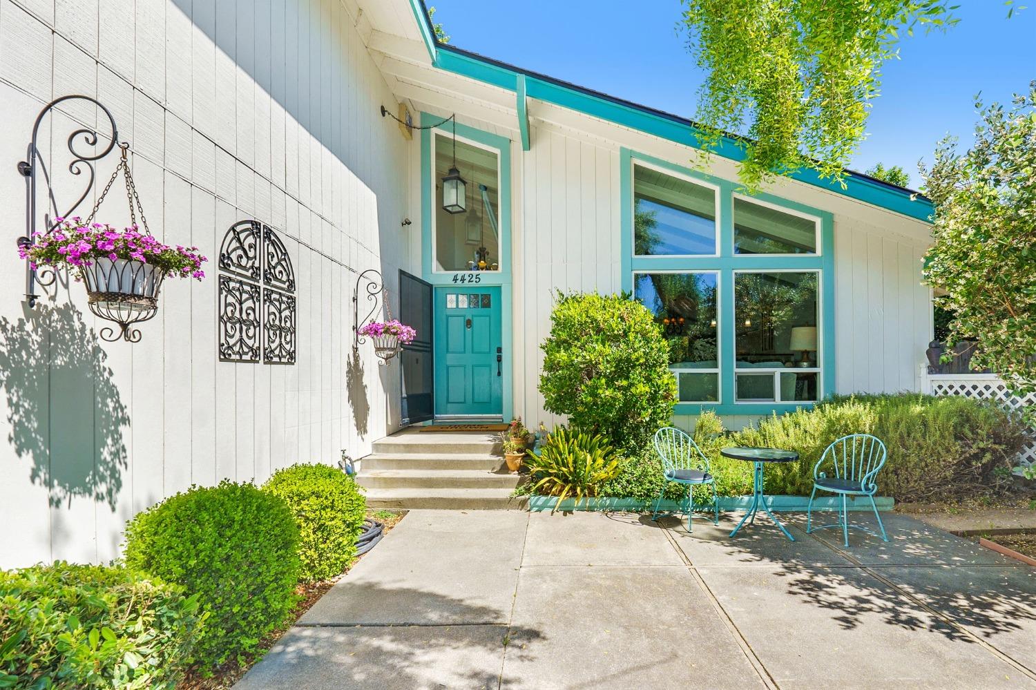 4425 San Ramon Drive