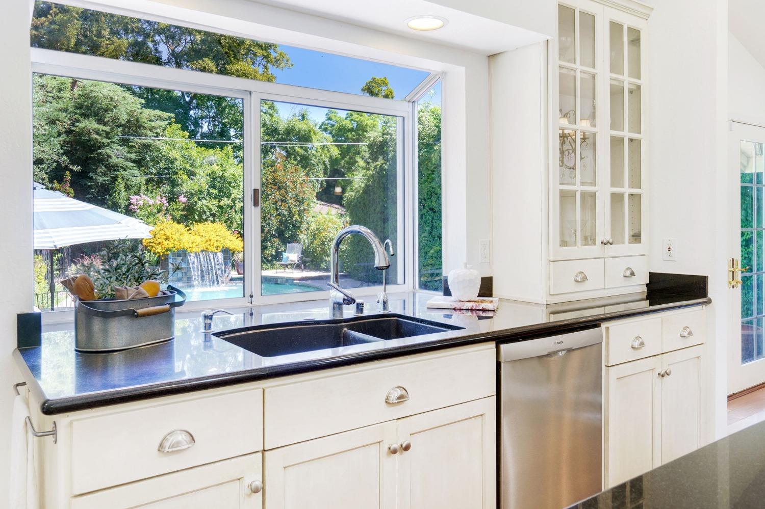 4425 San Ramon Drive