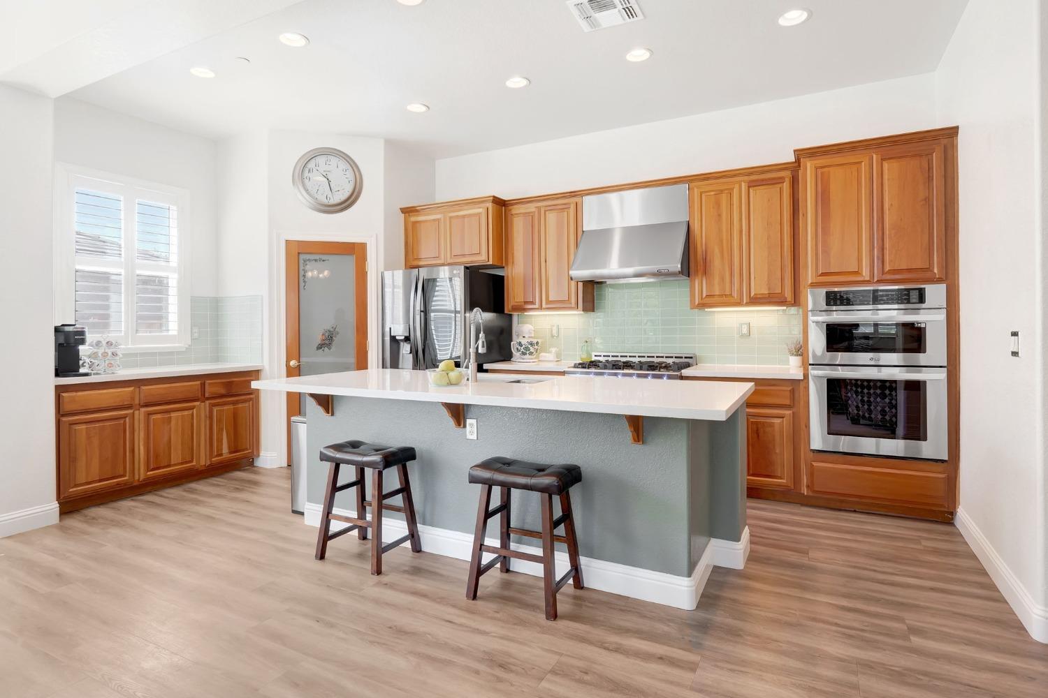 34070 Canvas Back Street