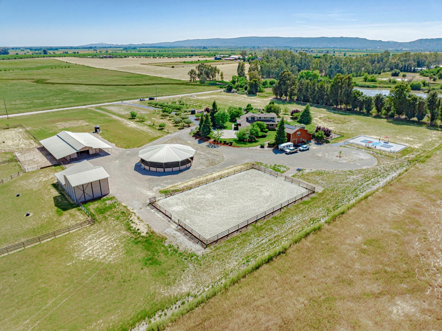 34718 Corcoran Hill Lane