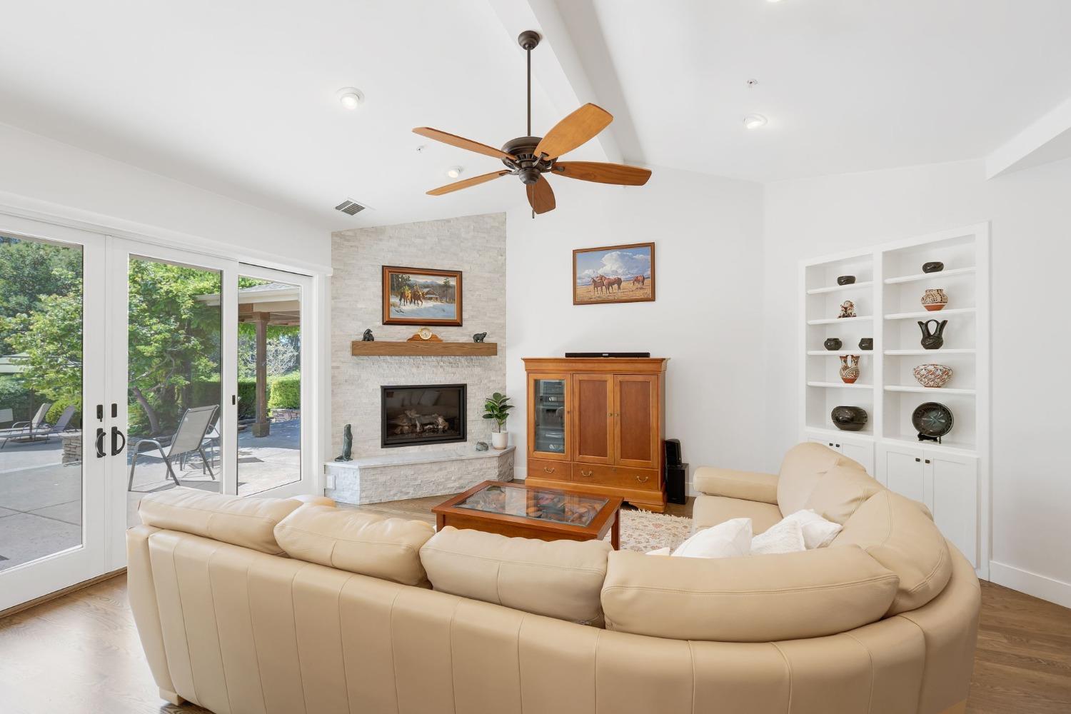 34718 Corcoran Hill Lane