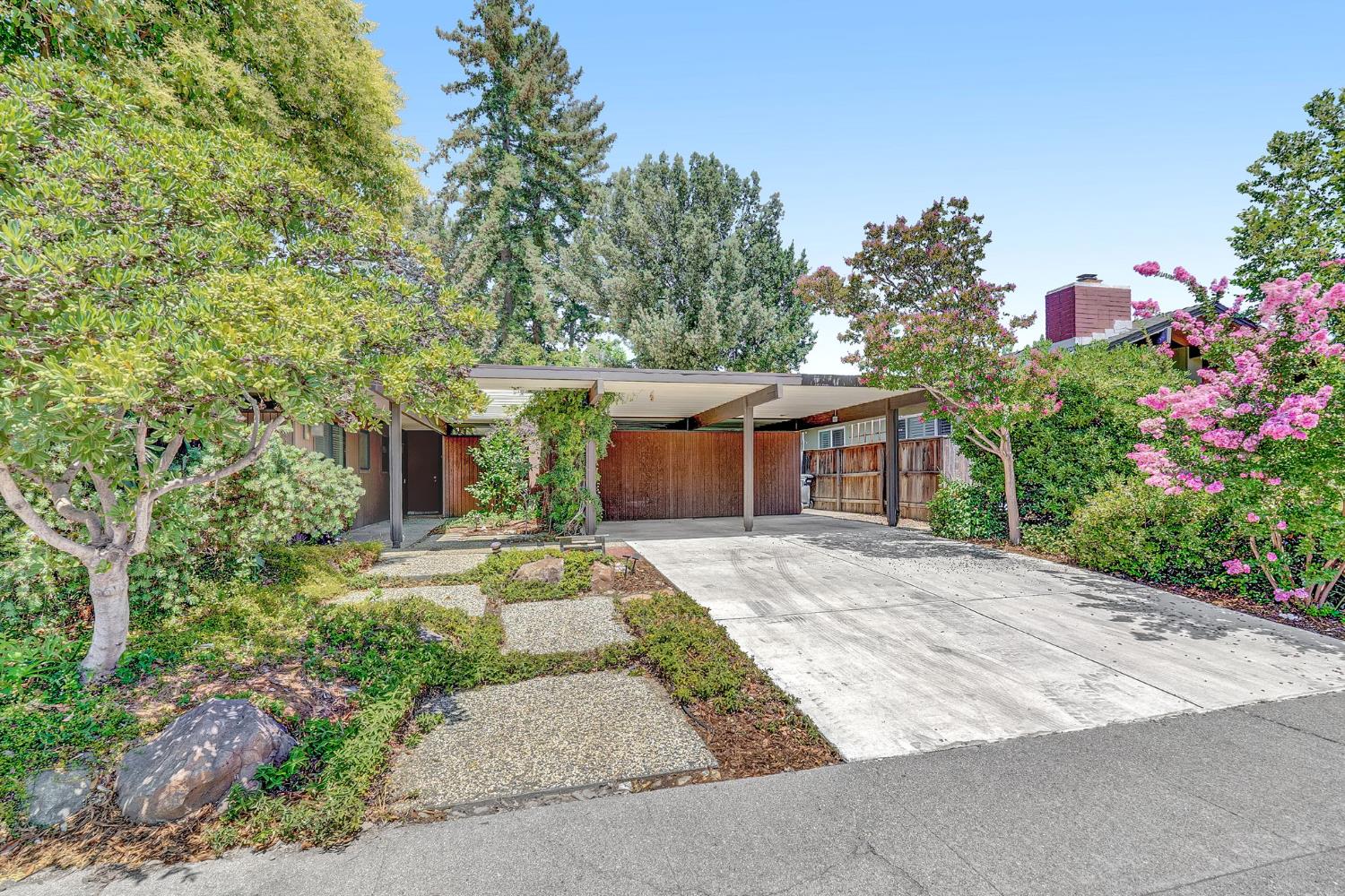 1113 Colby Drive