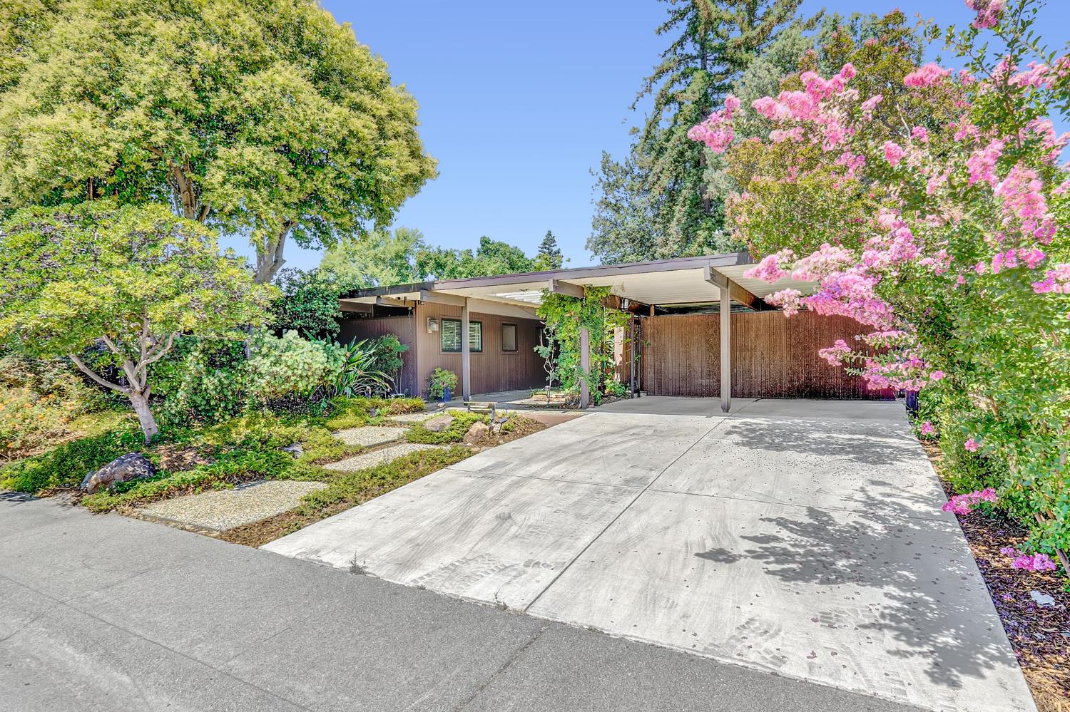 1113 Colby Drive