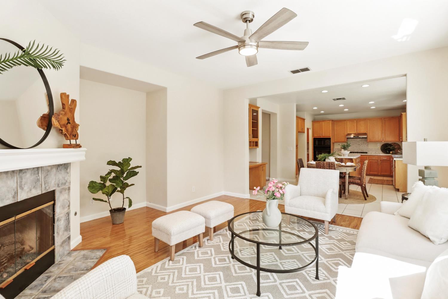 1634 Rio Grande Street