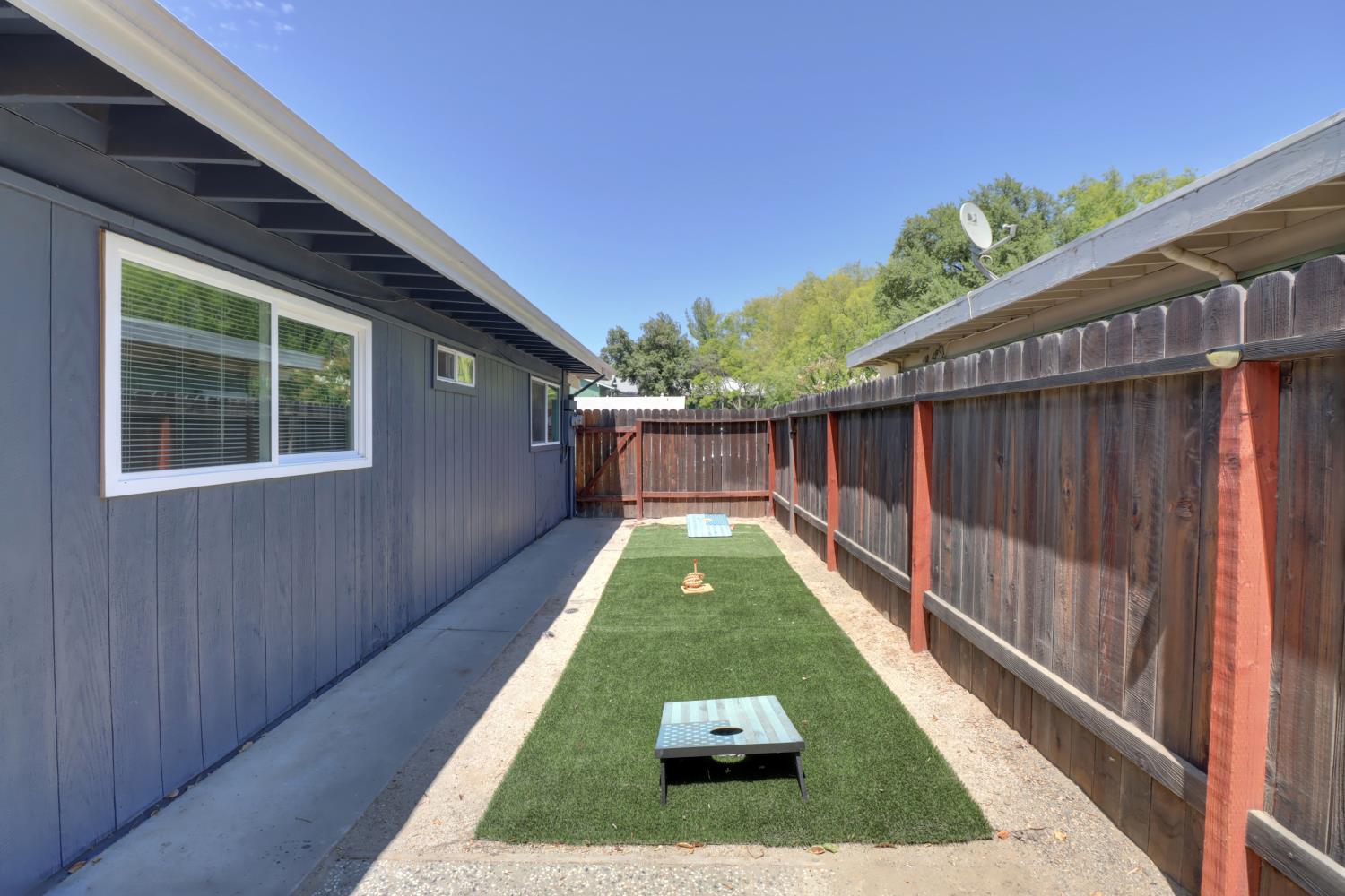 1212 Drake Drive