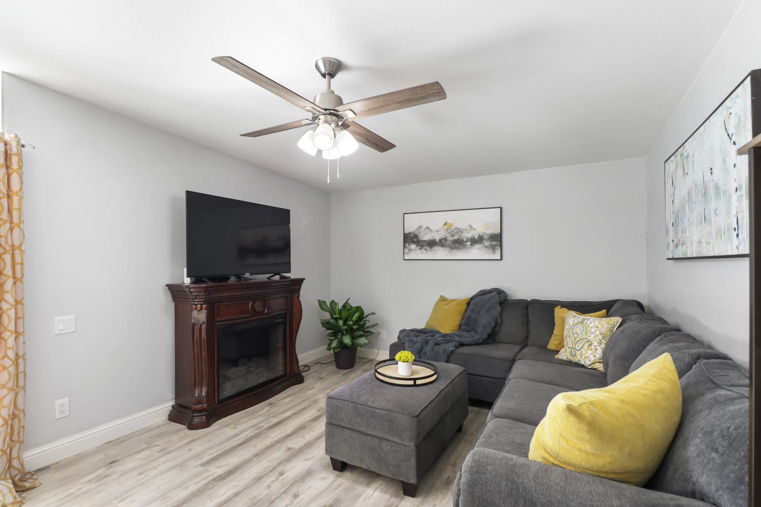 1212 Drake Drive