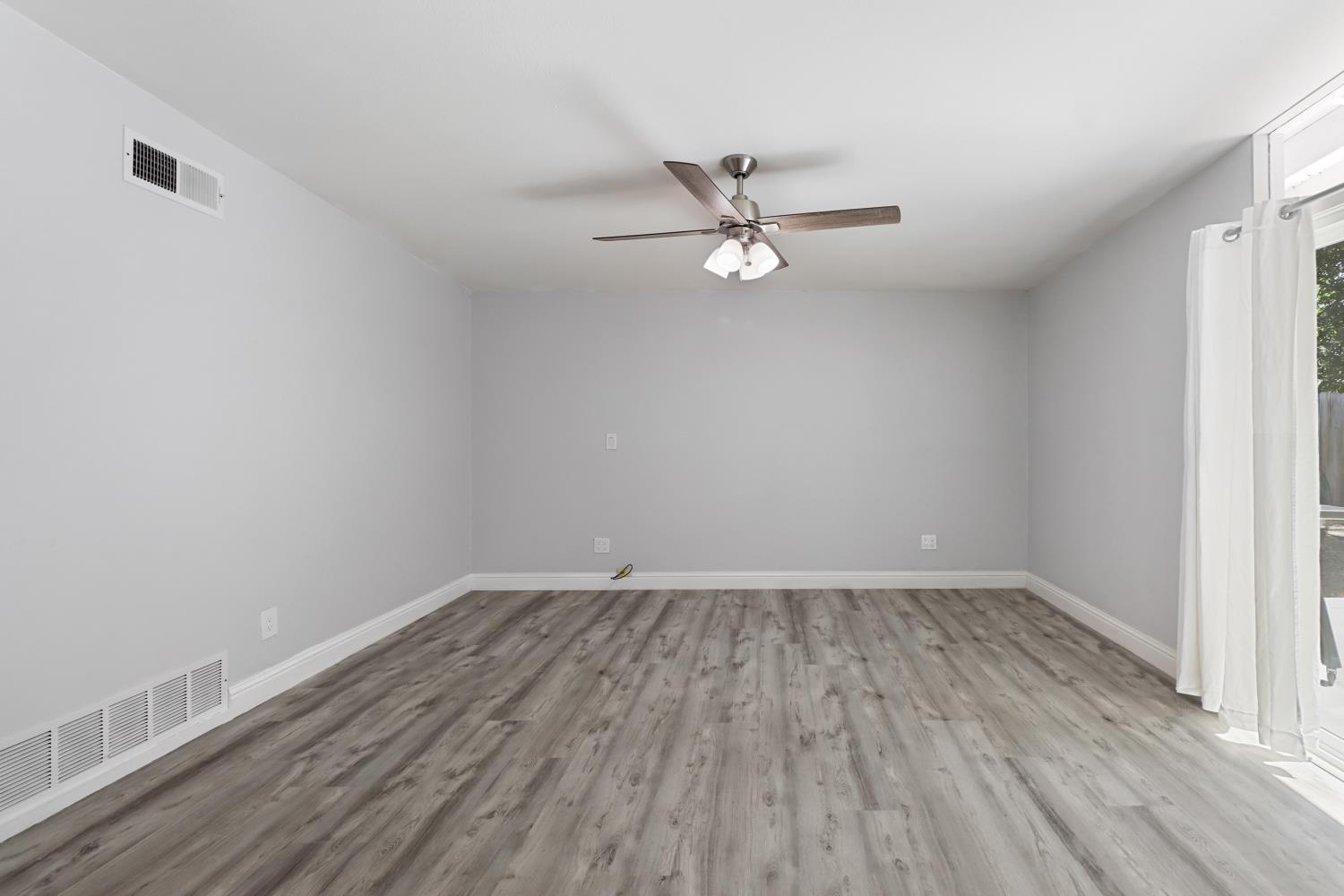 1212 Drake Drive