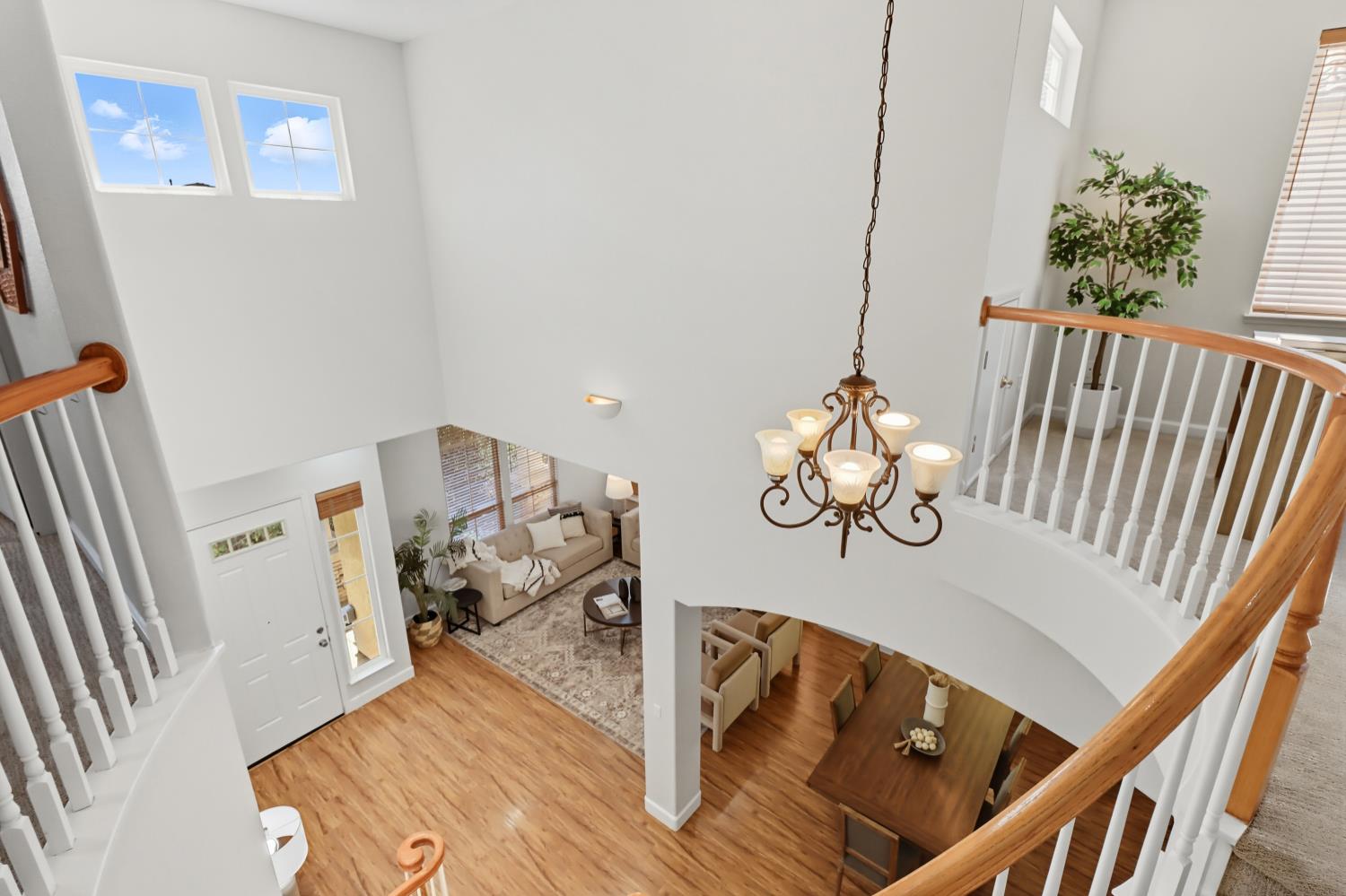 1527 Rio Grande Street