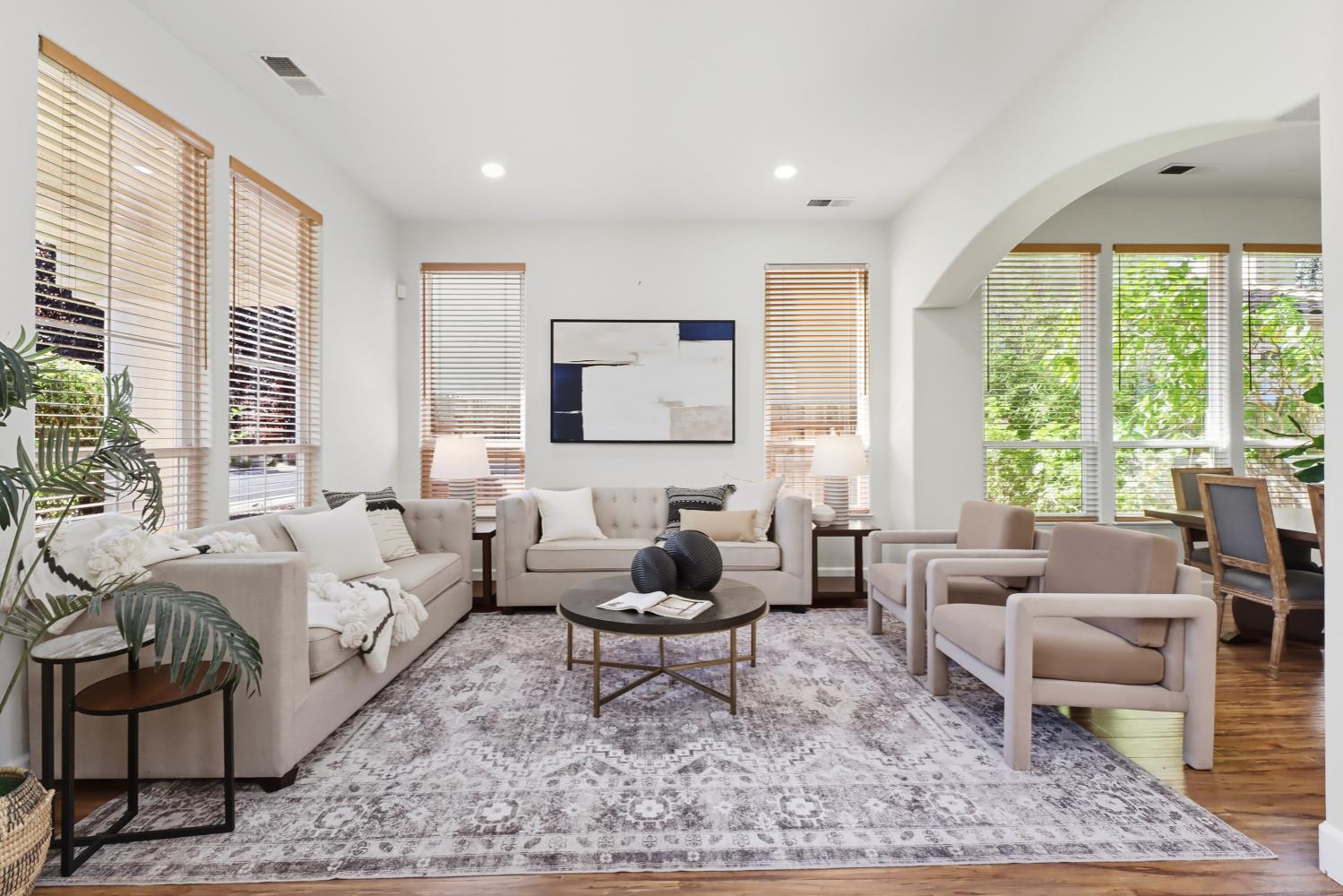 1527 Rio Grande Street