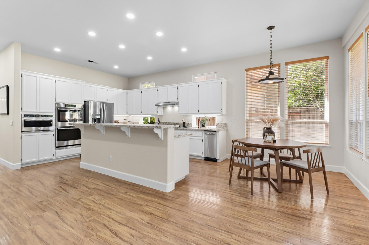 1527 Rio Grande Street