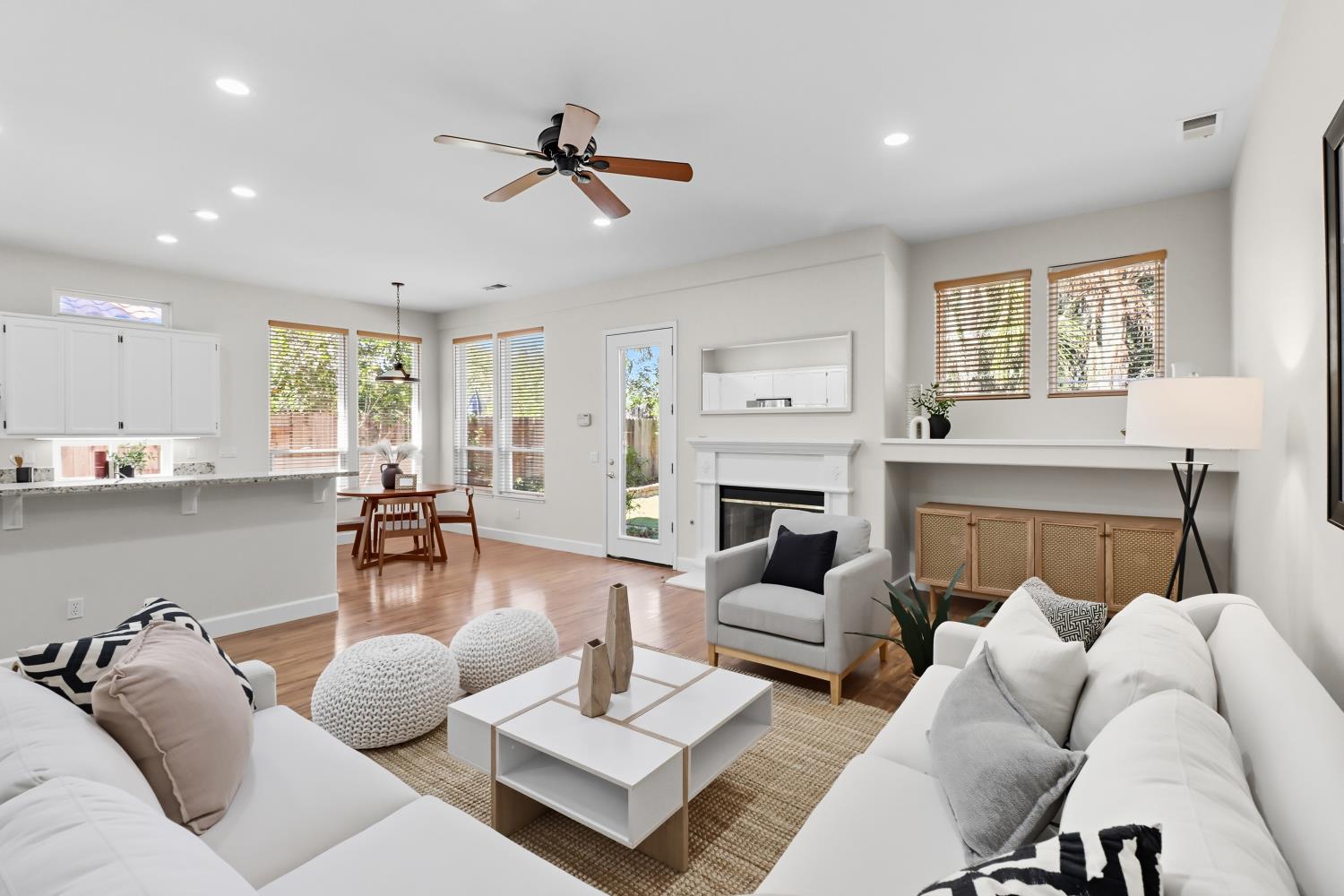 1527 Rio Grande Street