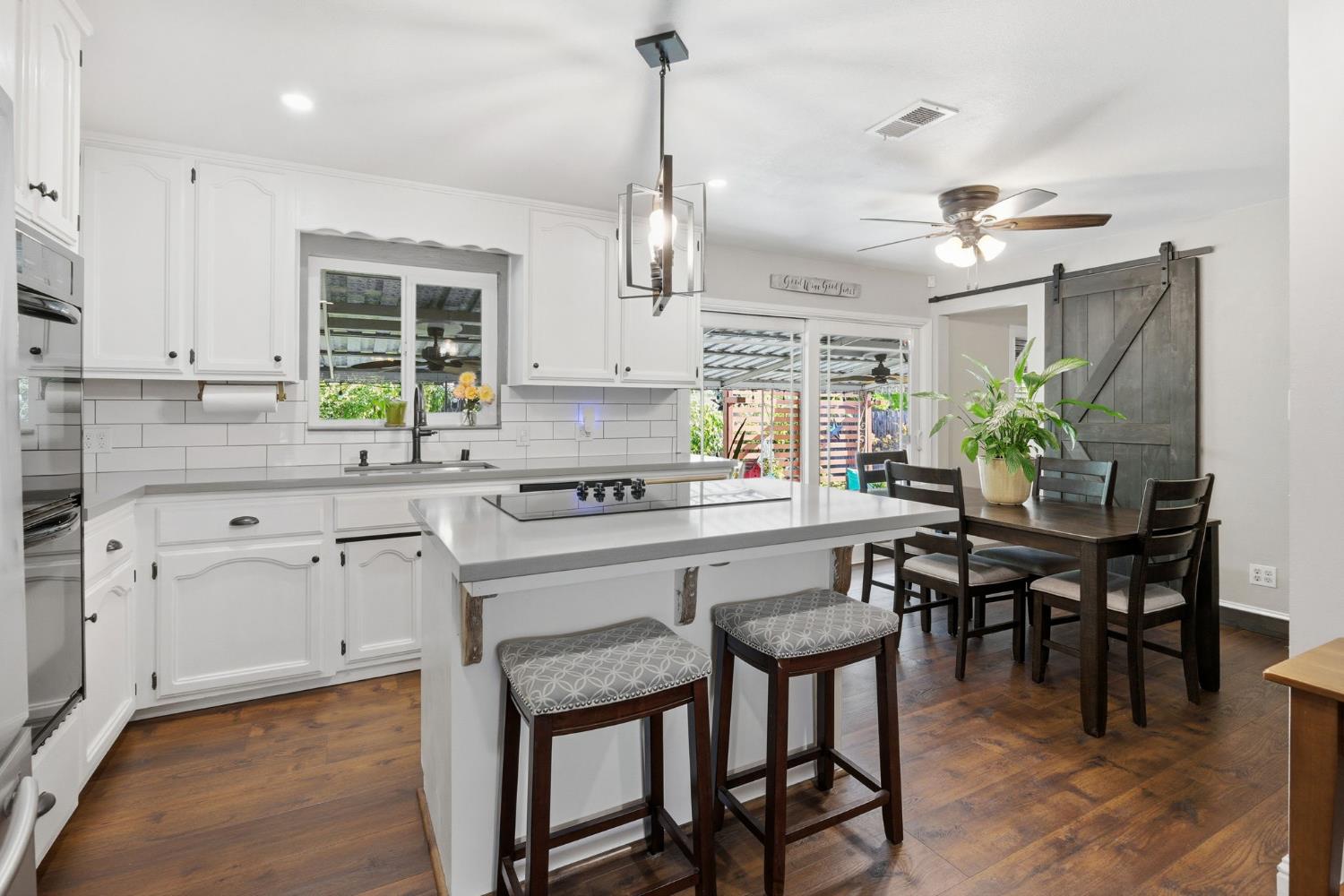 524 N Pacific Avenue