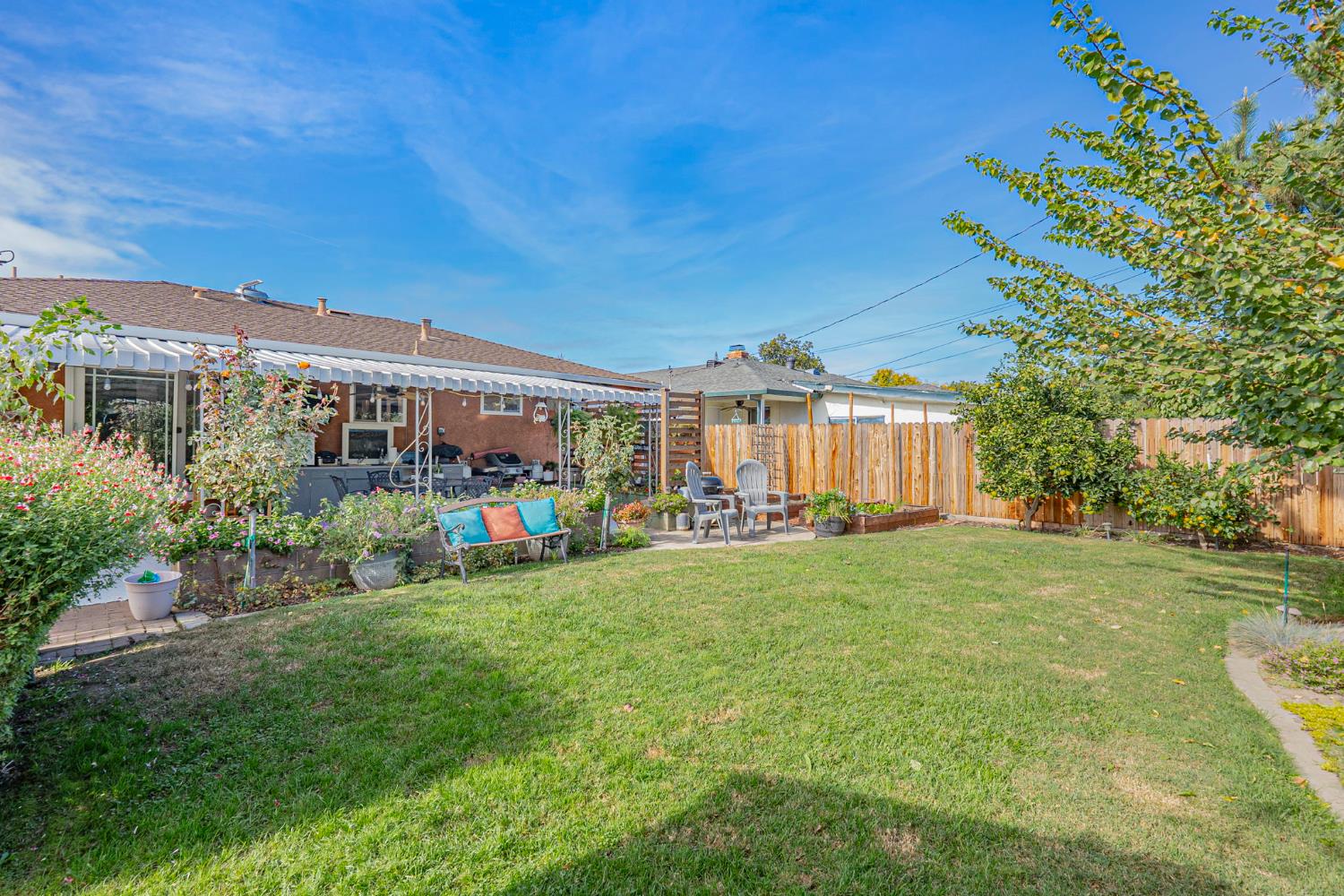 524 N Pacific Avenue