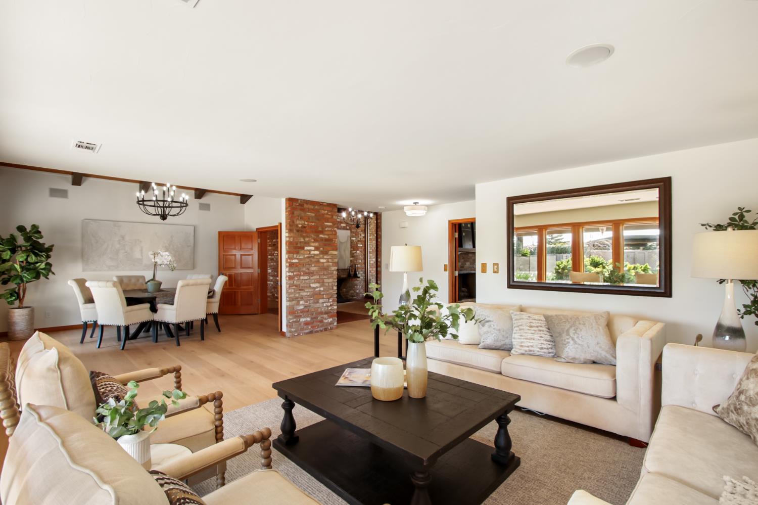 38385 Larue Way