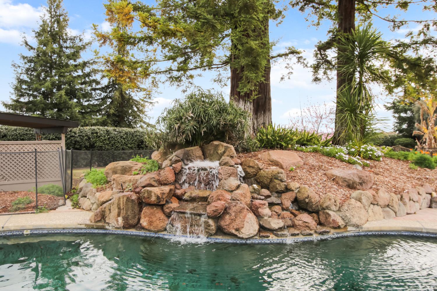 38385 Larue Way