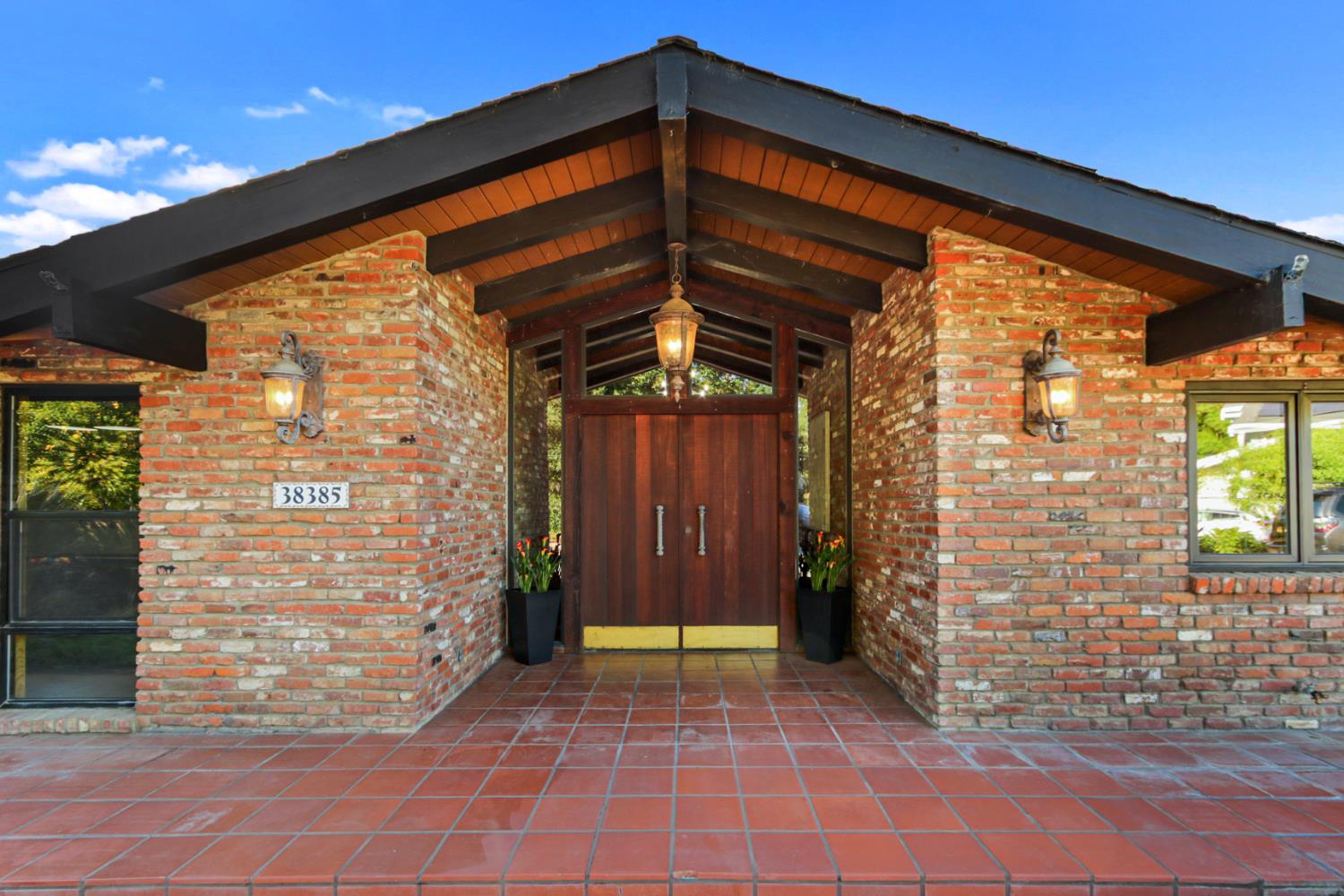 38385 Larue Way