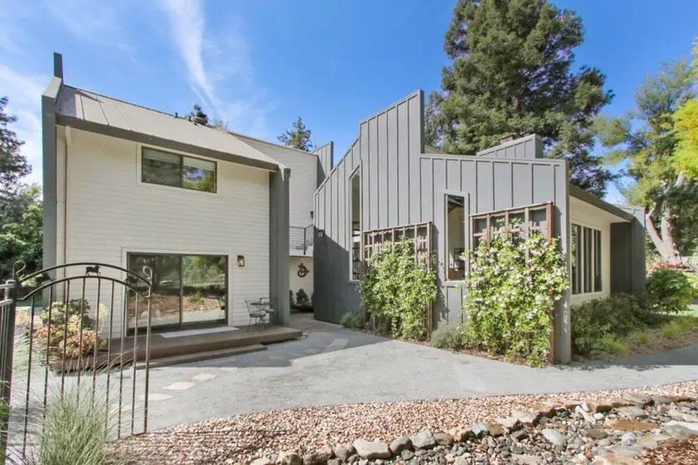 38364 Wisteria Way