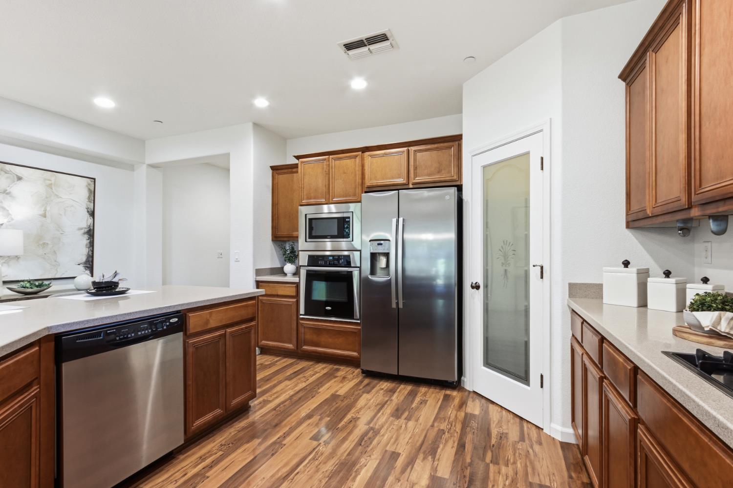 2366 Ortiz Avenue