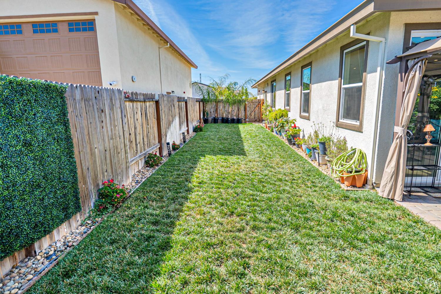 1549 Gelderlander Way